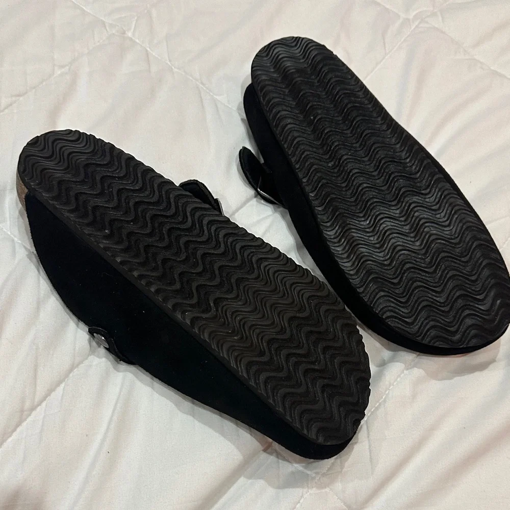NEW Men's Black Slip-On Shoes size 10